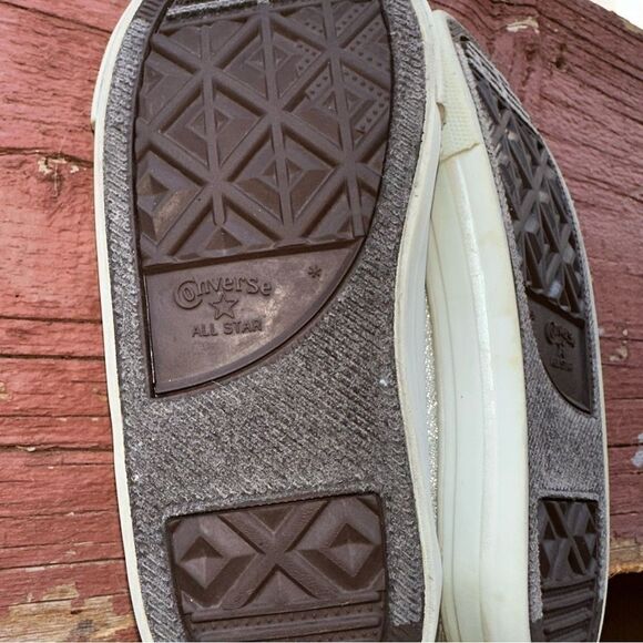 Chuck Taylor all star lt sage green sparkle sz 9 & free chucks like crocs sz 9 - Picture 9 of 13